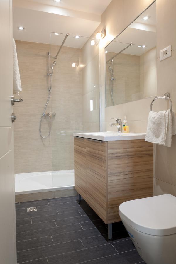 Apartments Juric Brela Exterior photo