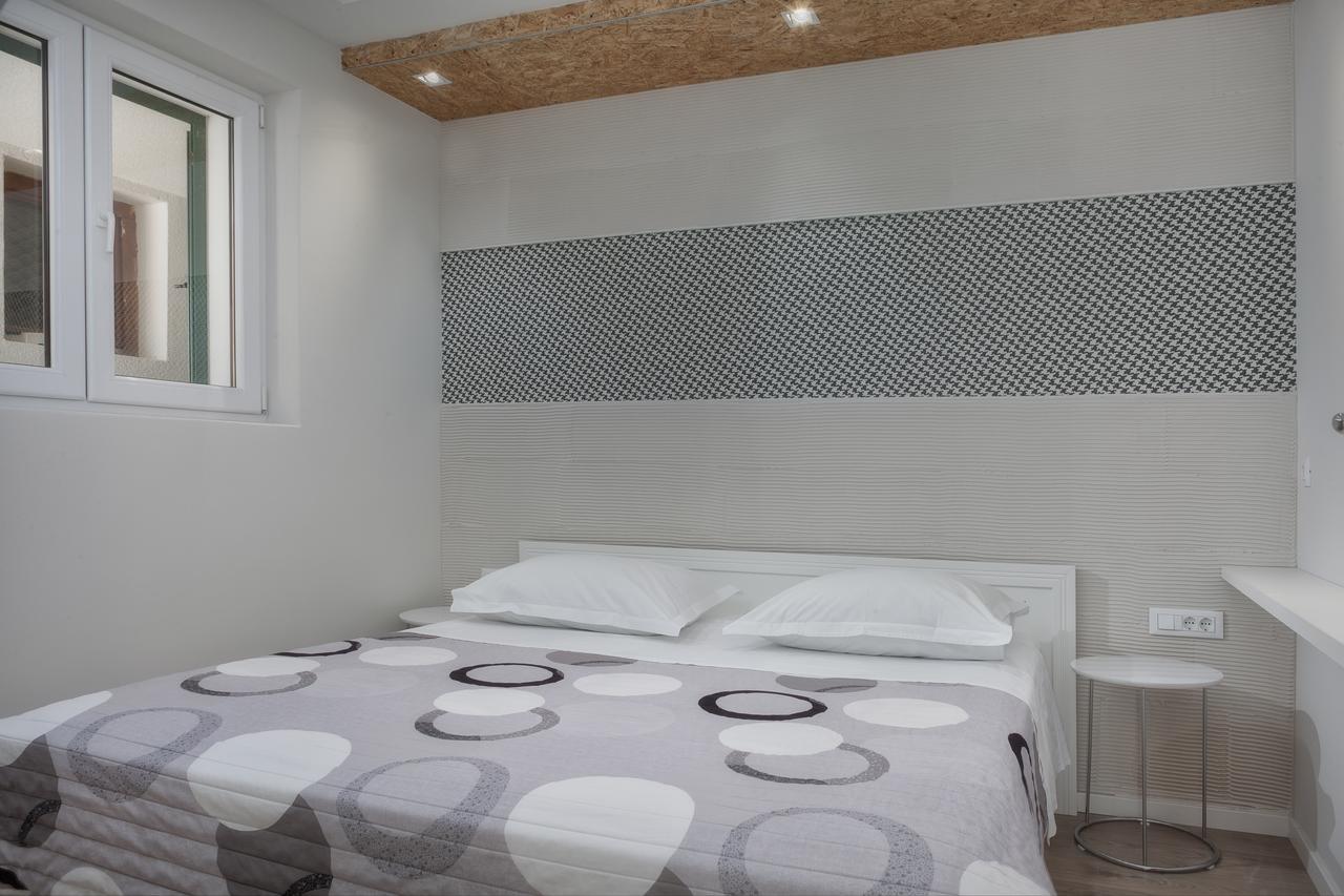 Apartments Juric Brela Exterior photo
