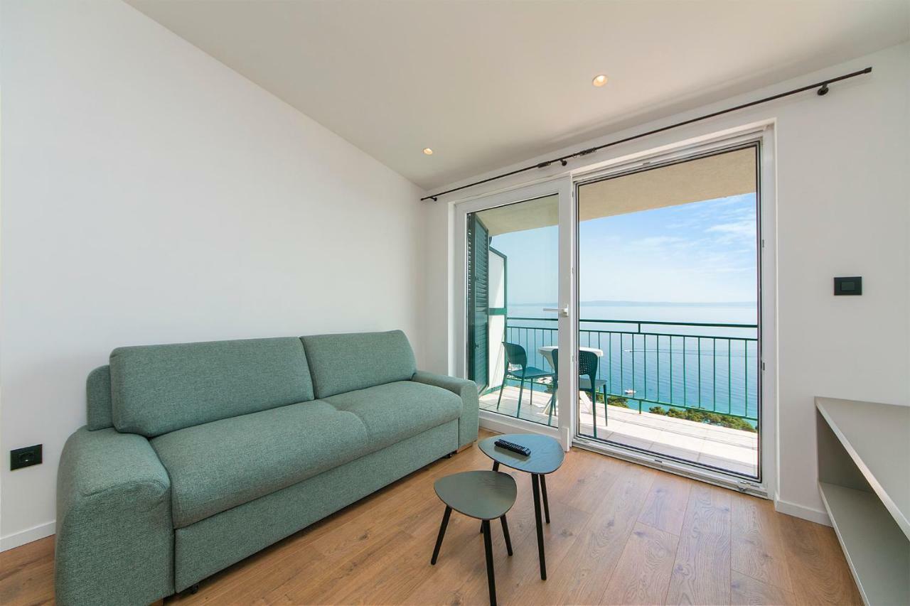 Apartments Juric Brela Exterior photo